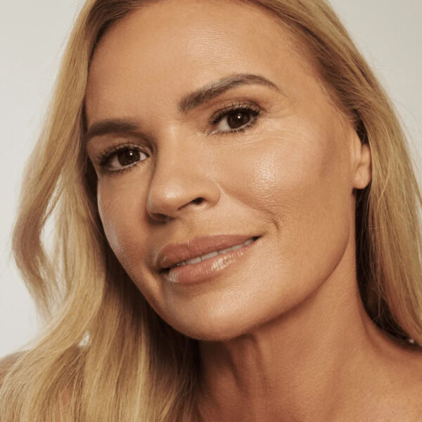 Three Warriors Radiant Complexion Serum By Sonia Kruger Přírodní samoopalovací pleťové sérum 092026 3