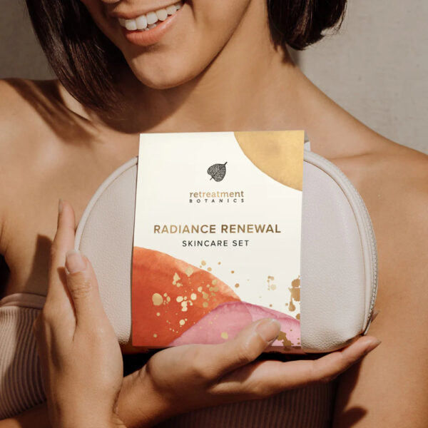 Retratment Botanics Radiance Renewal Skincare Set Dárek pro zářivou a zdravou pleť 4